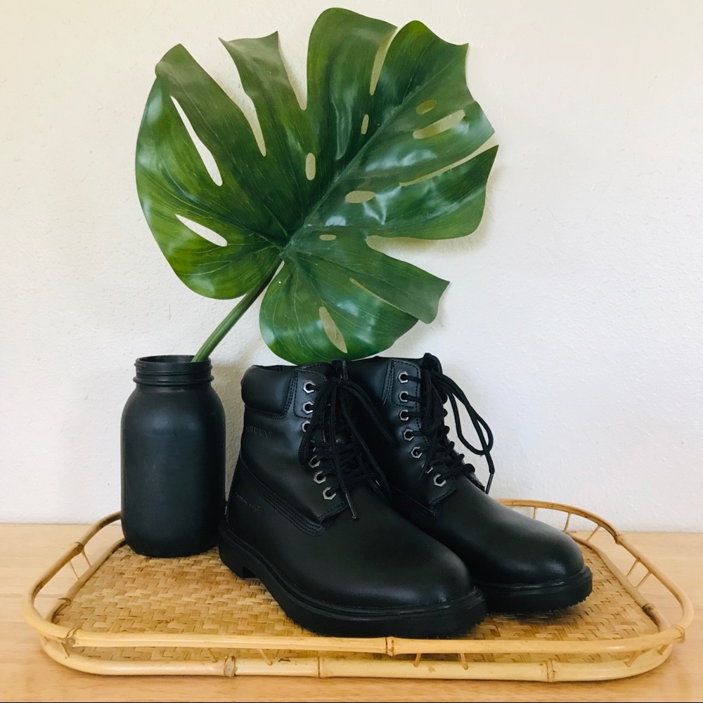 NON SLIP work boots